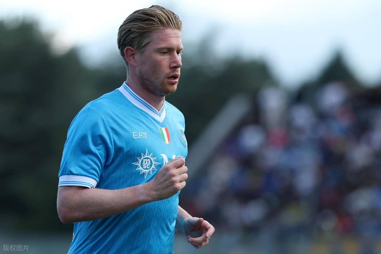 第四次，曼联错失进入欧冠区的机会。