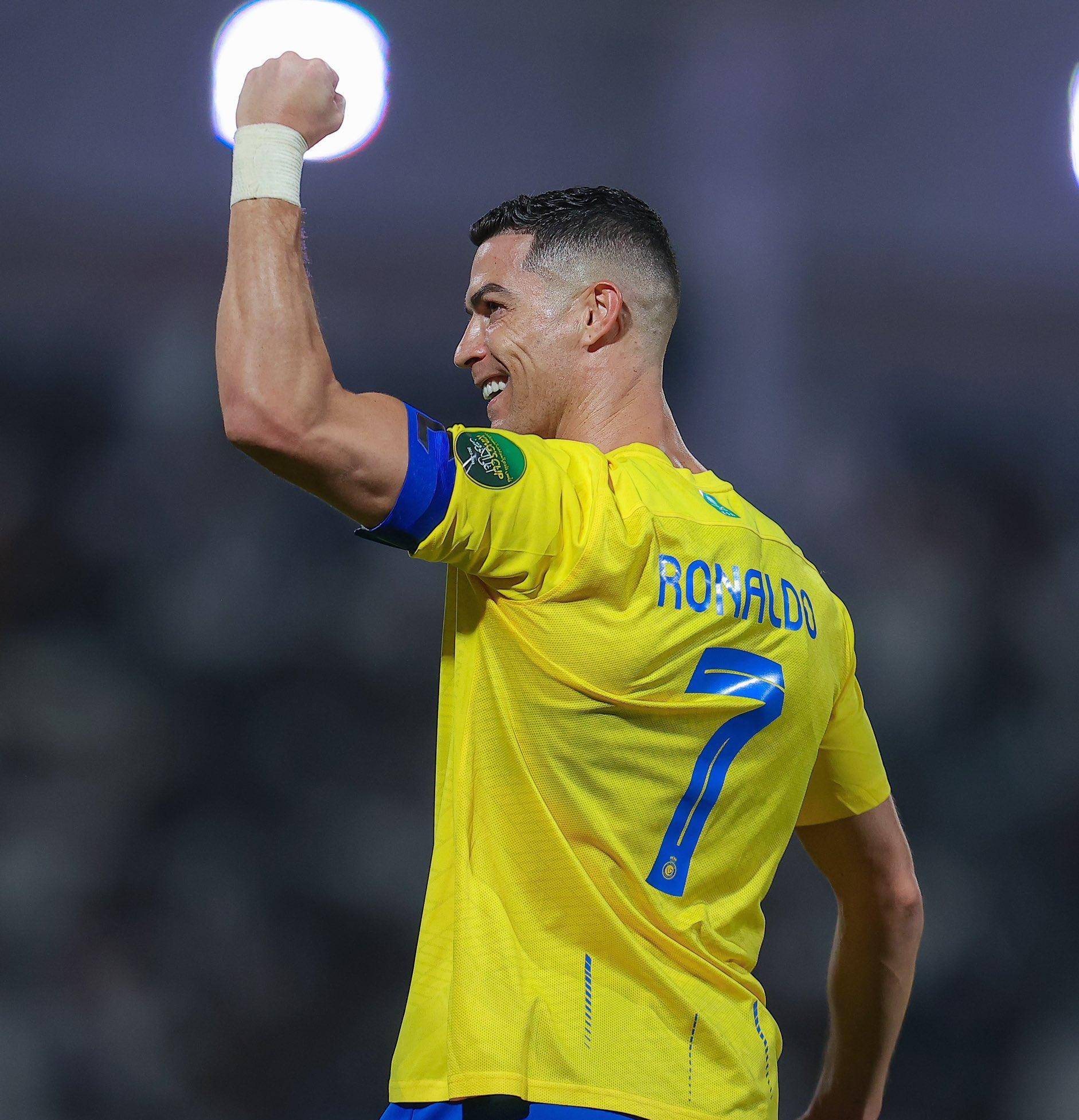 科尔：库里的伤势并未进一步恶化，这无疑让我们松了口气