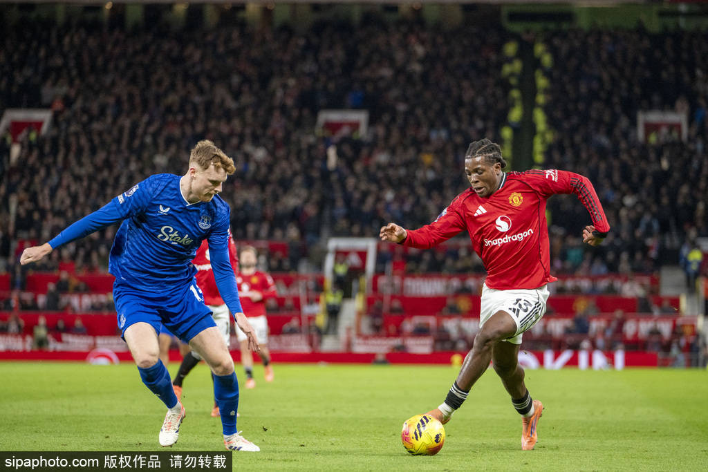 詹：我在第二个失球中的判断完全错误；进球后就丢球不该发生