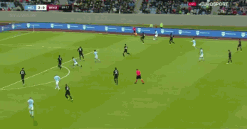 里贝里社交媒体分享与齐达内合照